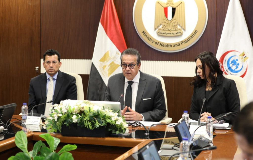 وزير الصحة يترأس اجتماع اللجنة التنسيقية المعنية باستقبال الجرحى والمصابين الوافدين من قطاع غزة